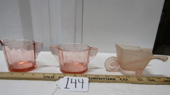 Vtg Pink Depression Glass Creamer And Sugar Bowl And A Fristed Pink
