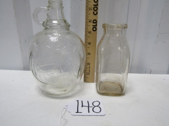 Vtg 1963 White House Apple Cider Vinegar Quart Bottle And A Vtg Pet Dairy Pint Bottle
