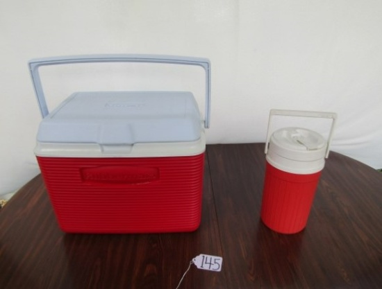 Rubbermaid 24 Quart Cooler And 1/2 Gallon Pitcher Cooler   (LOCAL PICK UP ONLY)