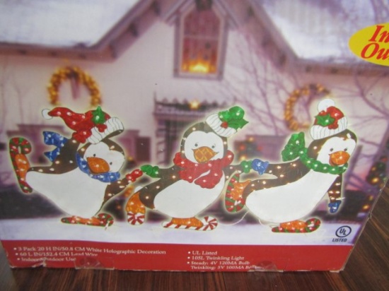 N I B 20" Holographic Skating Penguins