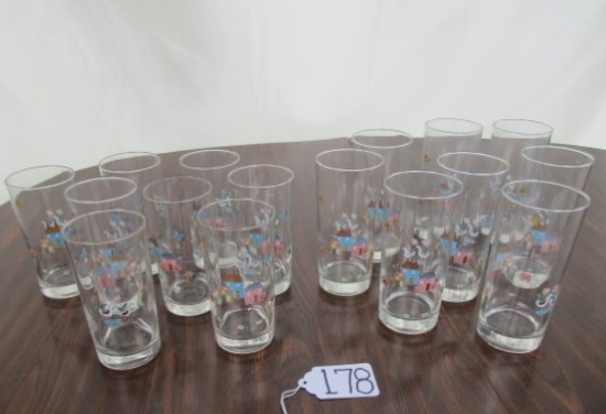 Vtg Glass Sets In 2 Sizes By Heartland