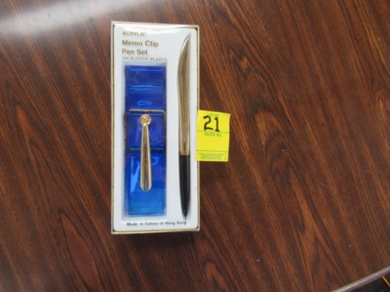 N I B 24k Gold Plated Memo Clip And Pen Set   (LOCAL PICK UP ONLY)