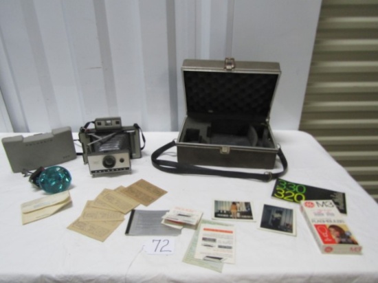 Vtg Polaroid Automatic 320 Land Camera W/ Original Case And Accessories