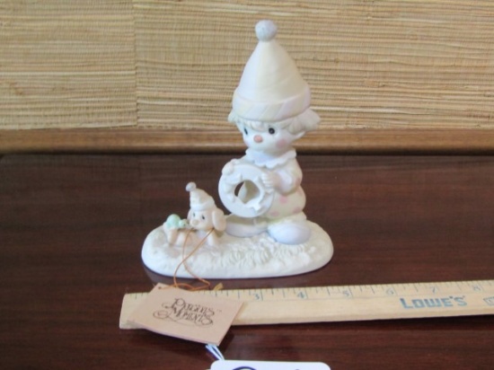 1985 Porcelain Precious Moments Figurine: The Lord Will Carry You Through