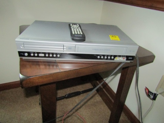Philips D V D / V C R Player W/ Remote Control Model D V P 334 P (LOCAL PICK UP ONLY)