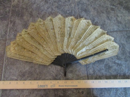 Antique Victorian Faux Feather Hand Fan