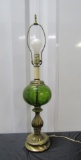 Vintage Mcm Hollywood Regency Brass With Green Glass Center Globe Table Lamp
