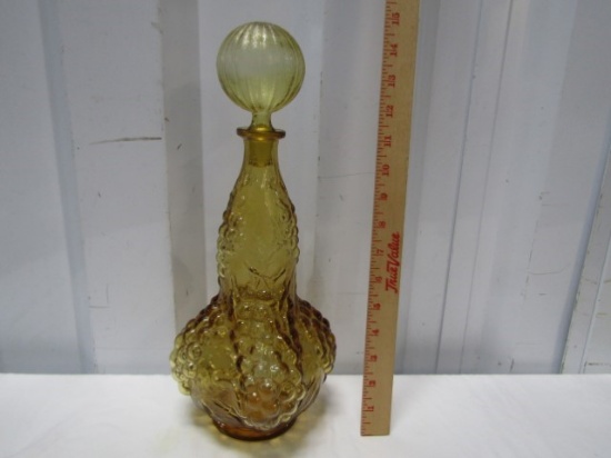 Vtg Amber Colored Glass Wine Decanter In The Shape Of A Grape Cluster