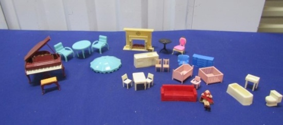 Vtg 1960s Doll House Furniture, Most From The Marx Doll House