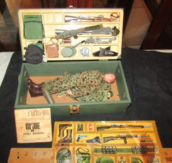 Vtg 1964 G I Joe W/ Wooden Footlocker And Accessories Shown And Manual