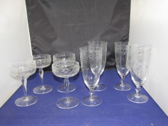 Set Of 4 Etched Crystal Champagne Coupes And 4 Etched Crystal Champagne Flutes