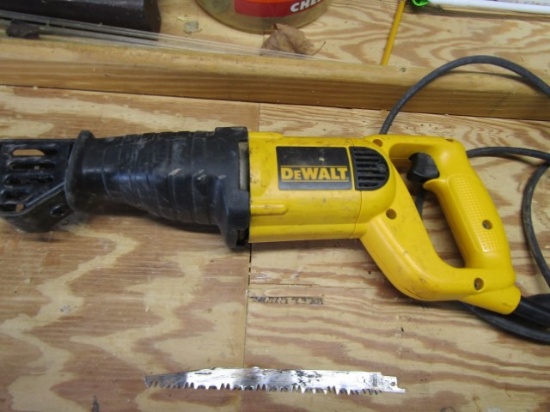 Dewalt D W 303 M Saws All (LOCAL PICK UP ONLY)