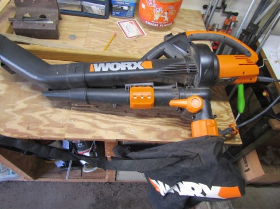 Worx W G 500.1 Electric Leaf Blower, Mulcher And Vacuum (LOCAL PICK UP ONLY)