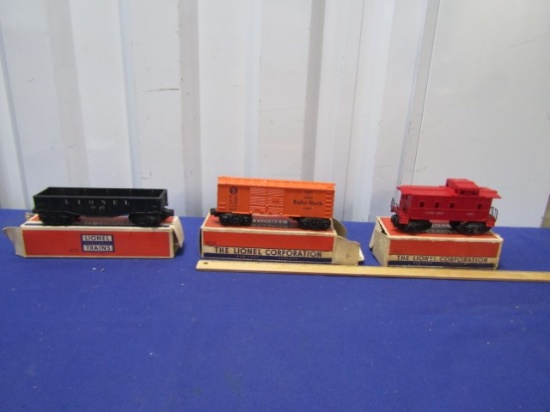 3 Vtg Lionel Train Cars: Gondola, Box Car And Caboose W/ Boxes