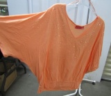 New Ladies Top W/ Silver Studs By Elle