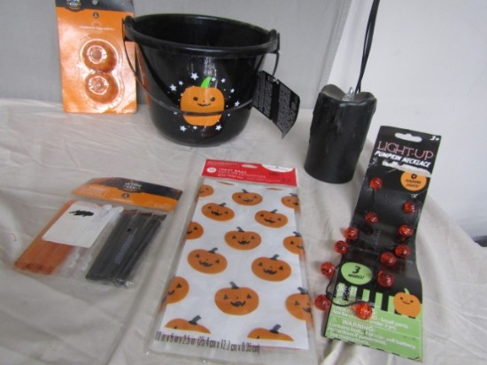 Candy Bucket W/ Pumpkin Tealights, Bubbles, Treat Bags, Light Up Pumpkin Necklace And