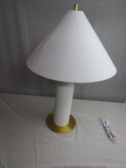 Very Nice New Table Lamp By Threshold Designed W/ Studio Mcgee