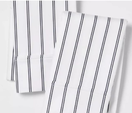 New - 400 Thread Count King Performance Printed Pillowcase Set
