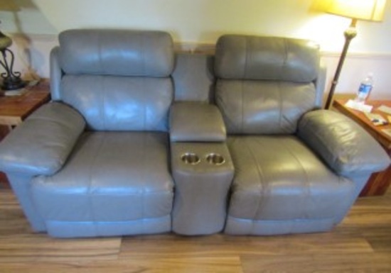 PERSONAL PROPERTY MOVING ESTATE AUCTION