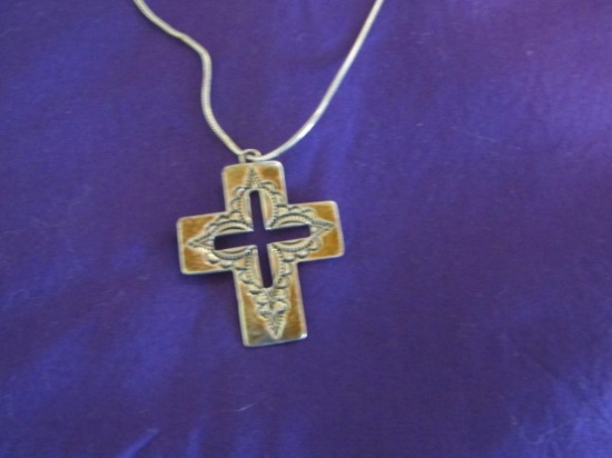 Vtg Sterling Silver Cross Pendant And Necklace