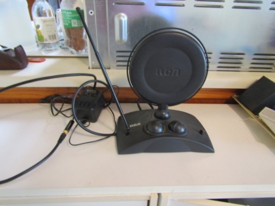 R C A Indoor T V Antenna