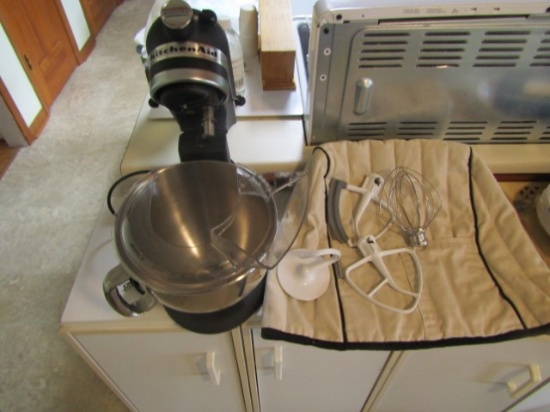 Kitchenaid Artisan Mixer W/ 4 Attachments And Padded Cover (LOCAL PICK UP ONLY)