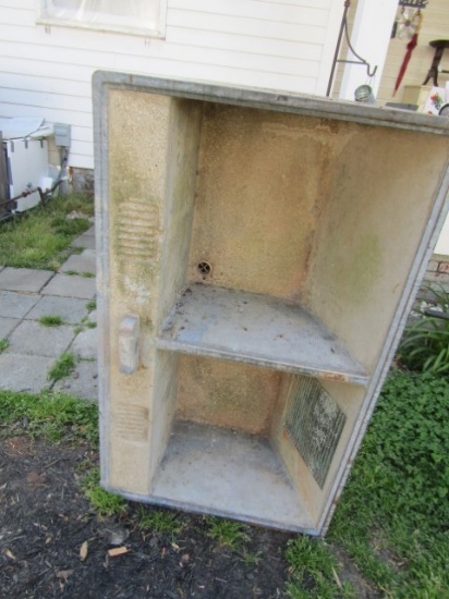 Vtg Concrete Double Sink W/ Wash Board (Local Pick Up Only)