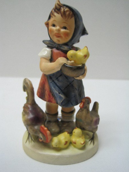 Goebel Hummel Feeding Time Figurine