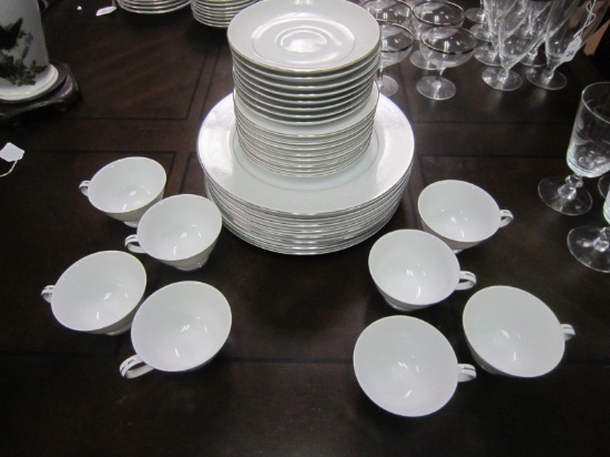 Lynnbrooke Fine China Alencon Lot - 8 Plates 6 1/4", 8 Dining Plates 10 1/4" D, 8 Saucers 5 3/4"