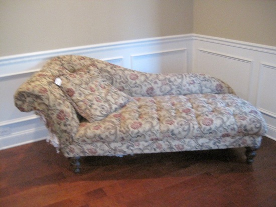 Fainting Couch with Rolled Arm Traditional Design Diamond Tufted Upholstery