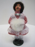 Byers Choice Ltd. The Carolers Girl w/ Fur Muff Pink Dress w/ Lace © 1990