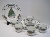 15 Pieces - Johnson Brothers Fine China Victorian Christmas Pattern English Tableware