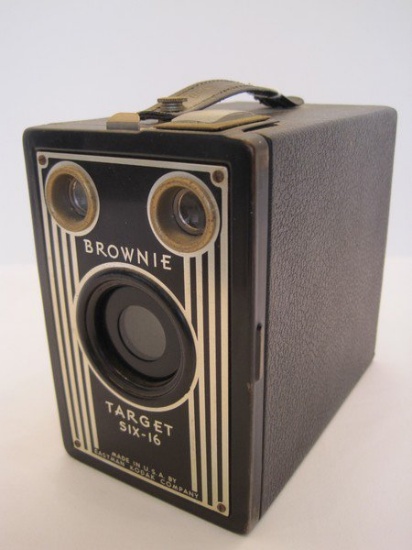 Vintage Eastman Kodak Co. Brownie Target Six-16 Box Roll Film Camera