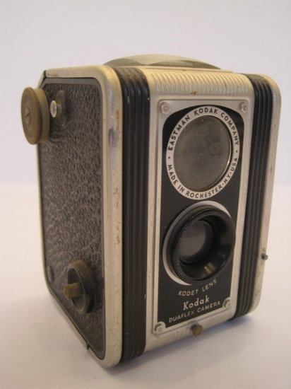 Vintage Eastman Kodak Co. Duaflex Camera w/ Kodat Lens Film 620