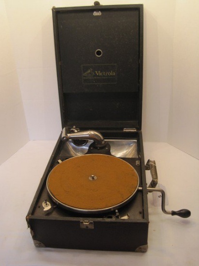 Early 1920's Victor Victrola Portable Phonograph Model VV-35 Hand Wind Crank Record Player
