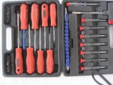 Pittsburgh 32 Piece Screwdriver Set w/ Case