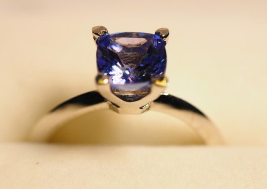 ONLINE NEW JEWELRY AUCTION AT WHAM  7637
