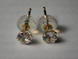 14kt Yellow Gold Cubic Zirconia Stud Earrings