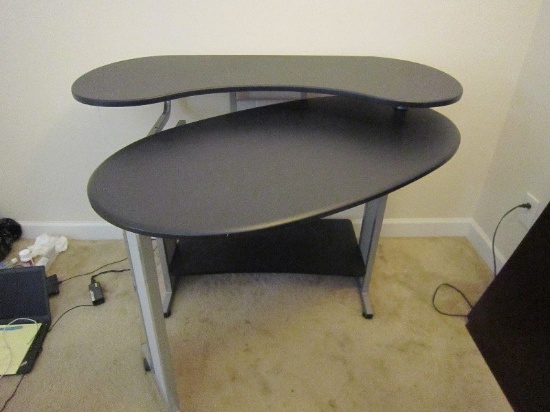 Modern-Style Metal/Plastic Top Office/Computer Desk w/ Wheeled Feet