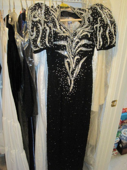 Lot - Ladies Gowns/Formal Dresses & Other