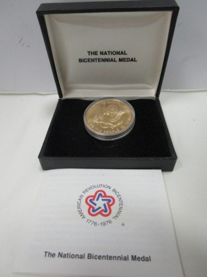 American Bicentennial Medallion in Case 1776-1976 American Revolution Bicentennial
