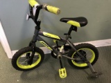 Huffy 'Rock it' Kids Bicycle Black/Green w/ Training Wheels