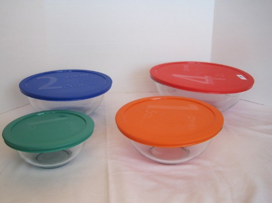 Set - 4 Pyrex Glass Nesting Mixing/Storage Bowls w/ Lids