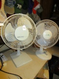 Lot - Bionaire & Oceanire Standing Desk Fans