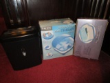 Lot - Homedics Body Basics Foot Spa, WM1050XA Shredder, Jilbere Satin Smooth Foot Massager