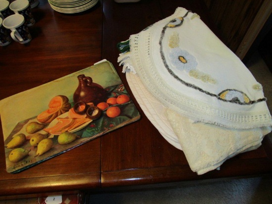 Lot - Place Mats, Table Clothes, Etc. 2 Wooden Napkin Rings, Table Clothes w/ Floral Pattern