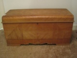 Depression Era Style Waterfall Design Lane Cedar Chest w/ Tray Mahogany Veneer