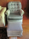 Les Brown Chair Co. Tufted Back Survive/Rocker w/ Ottoman
