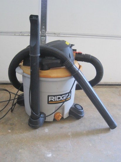 Ridgid 12 Gallon 5.0 Peak HP Shop Vac w 