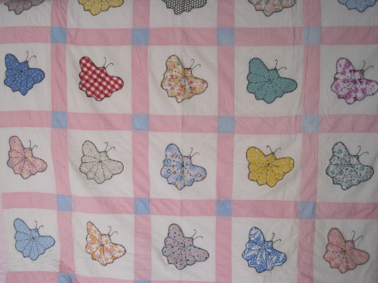 Appliqué Butterflies Design Quilt